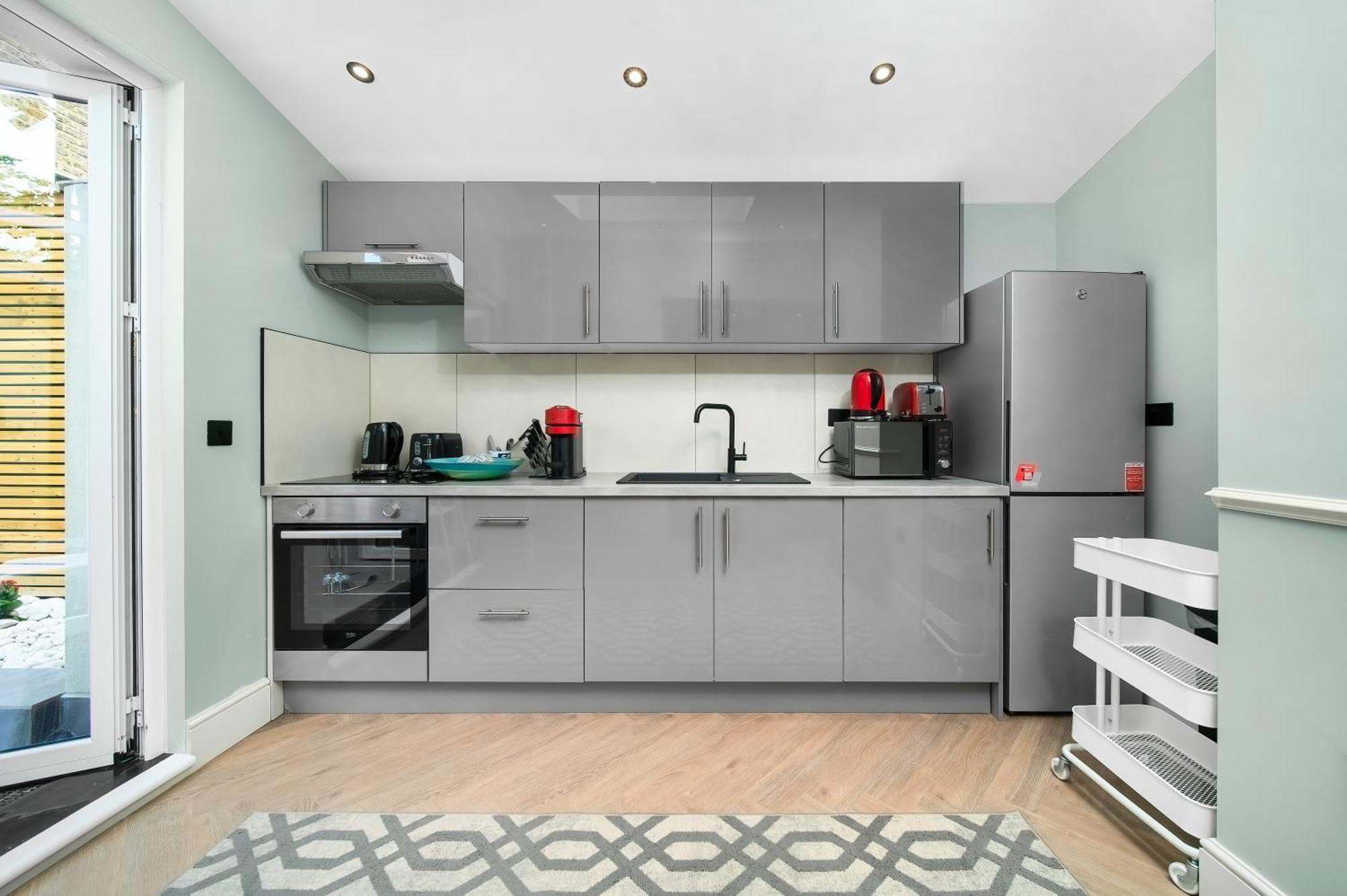 Nine Elms Modern Studio Apartments London Exterior photo