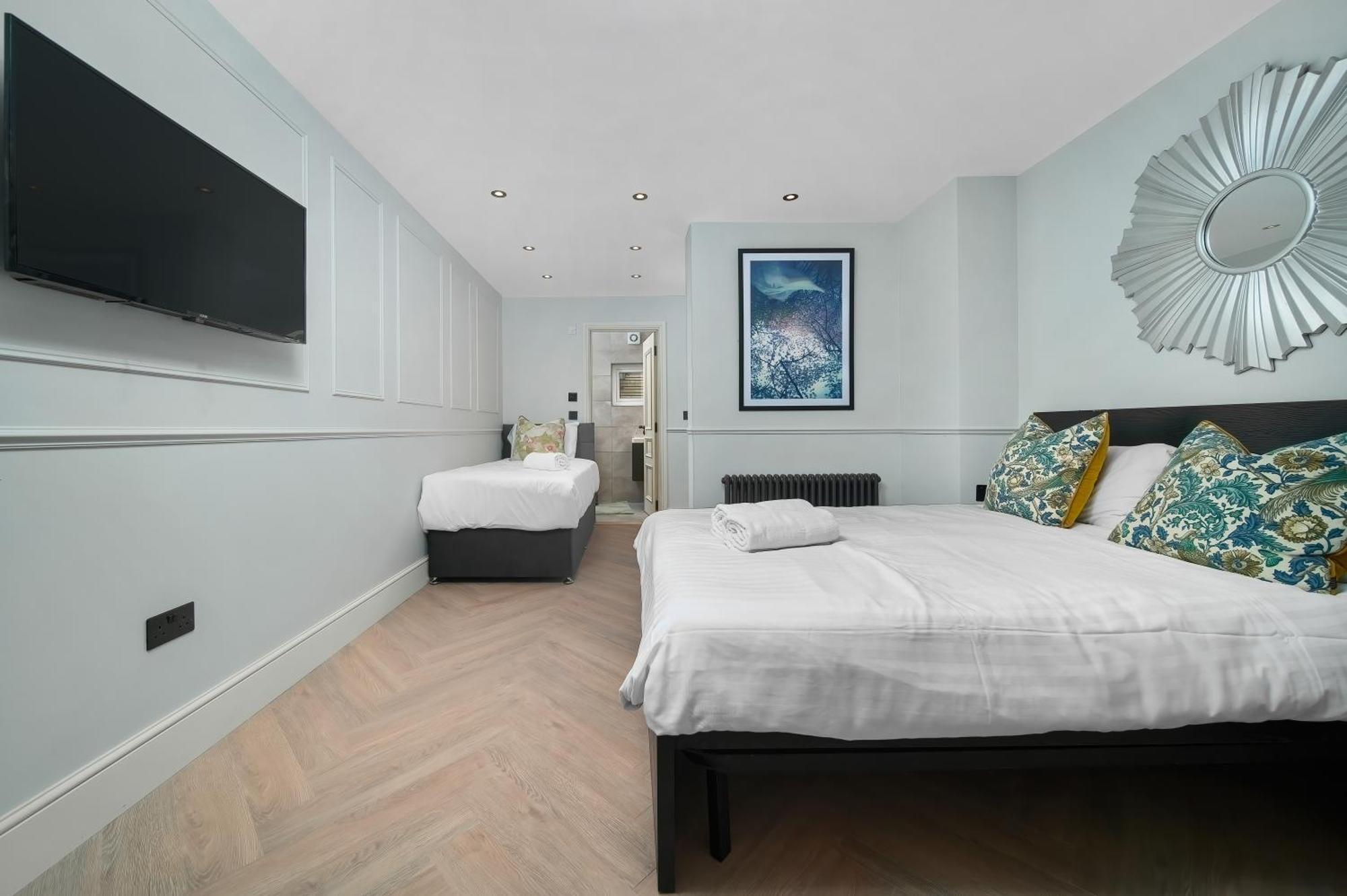 Nine Elms Modern Studio Apartments London Exterior photo