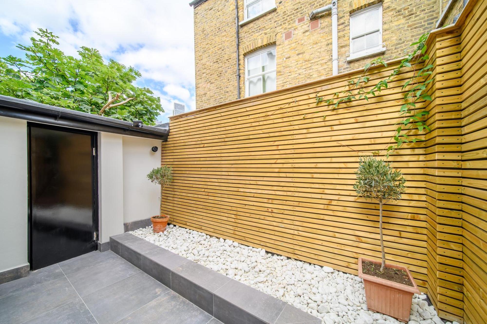 Nine Elms Modern Studio Apartments London Exterior photo
